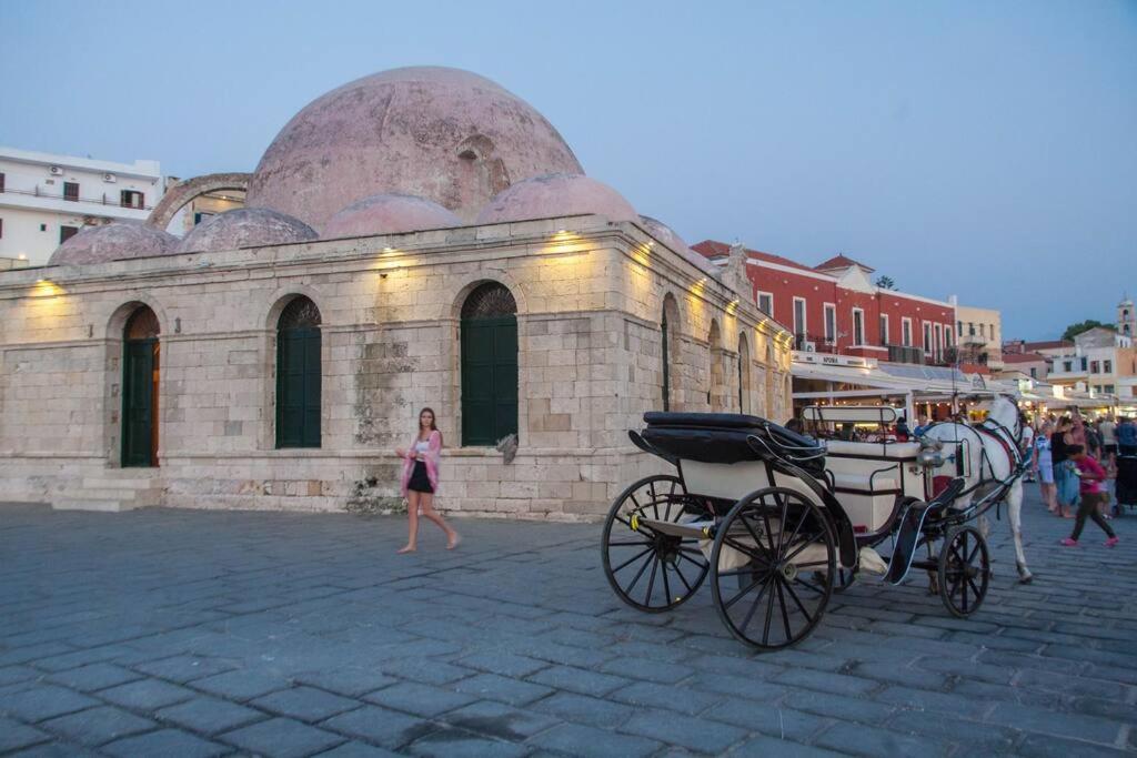 History & Culture In Old Town Chania ハニア エクステリア 写真