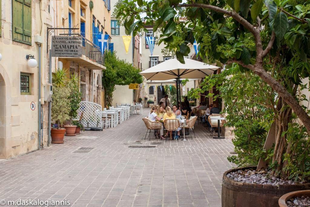 History & Culture In Old Town Chania ハニア エクステリア 写真