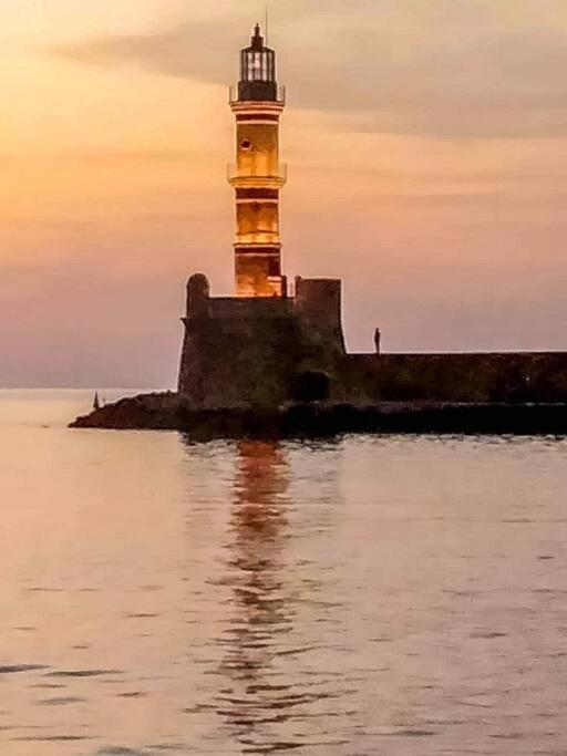 History & Culture In Old Town Chania ハニア エクステリア 写真